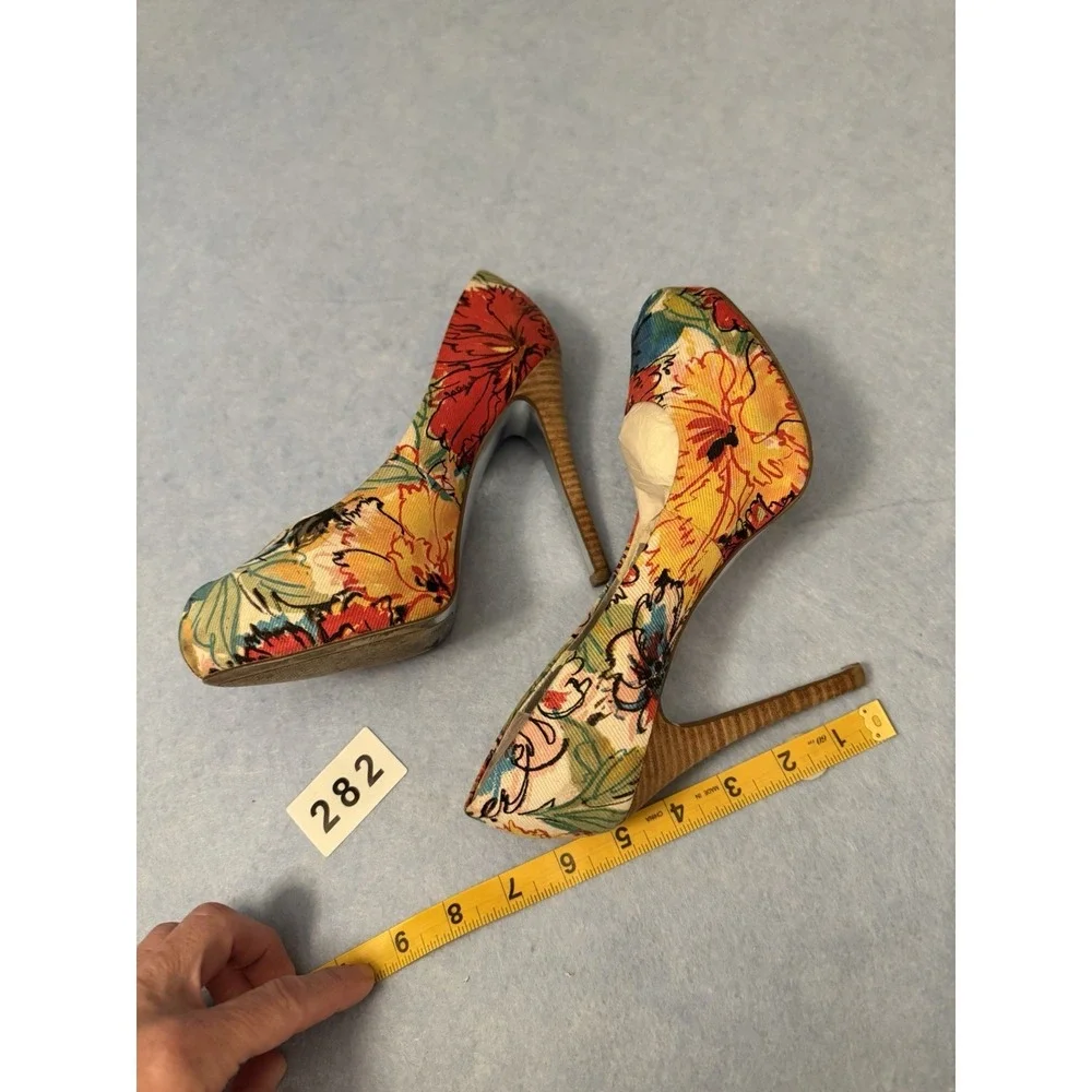 Women's Jessica Simpson High Heel Size 7 Stiletto 5